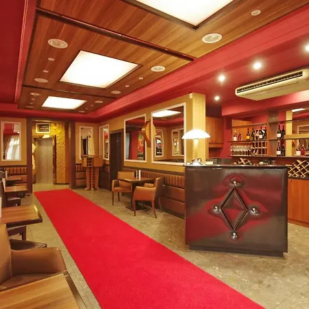 Corvin מלון גיולה