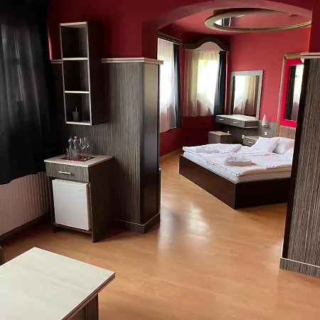 Hotel Corvin 3*