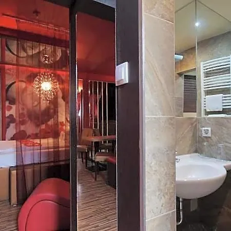 Corvin Hotel 3*