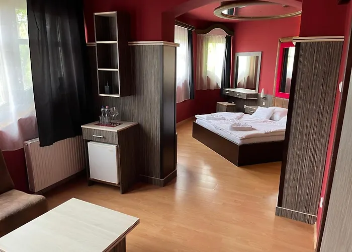 Hotel Corvin 3*