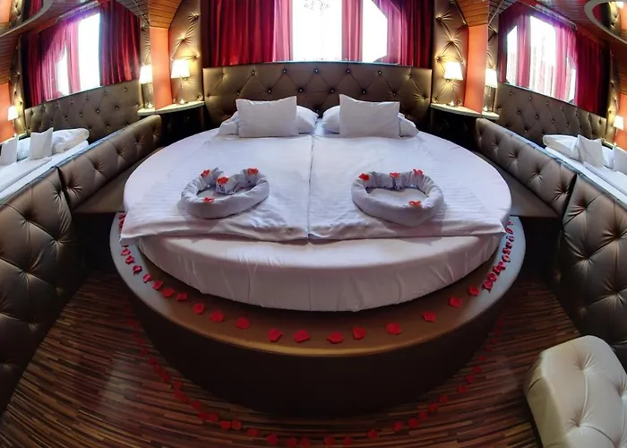 Corvin Hotel 3*