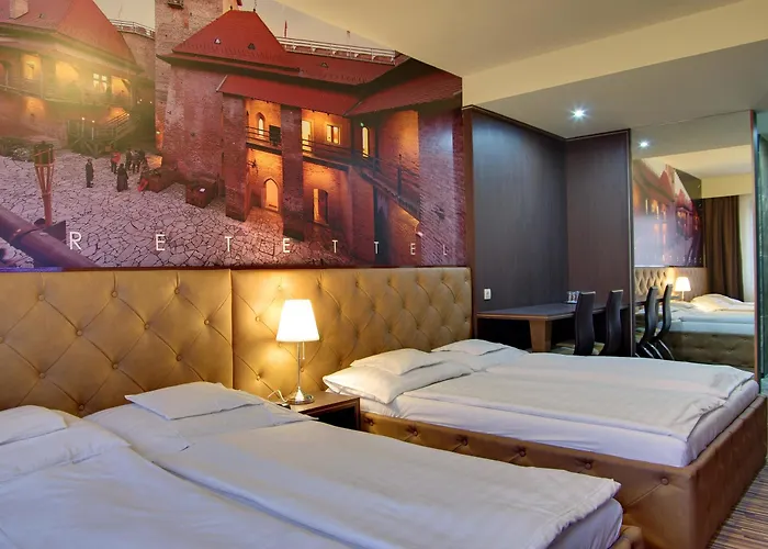 Corvin Hotel 3*
